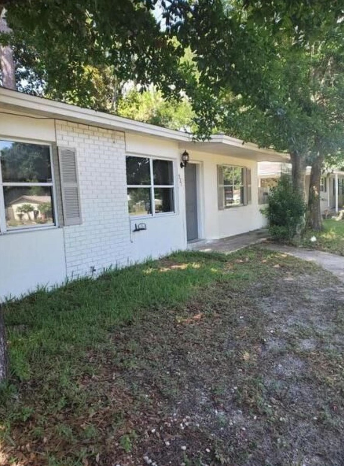 521 E Hollywood Blvd, Mary Esther, FL 32569