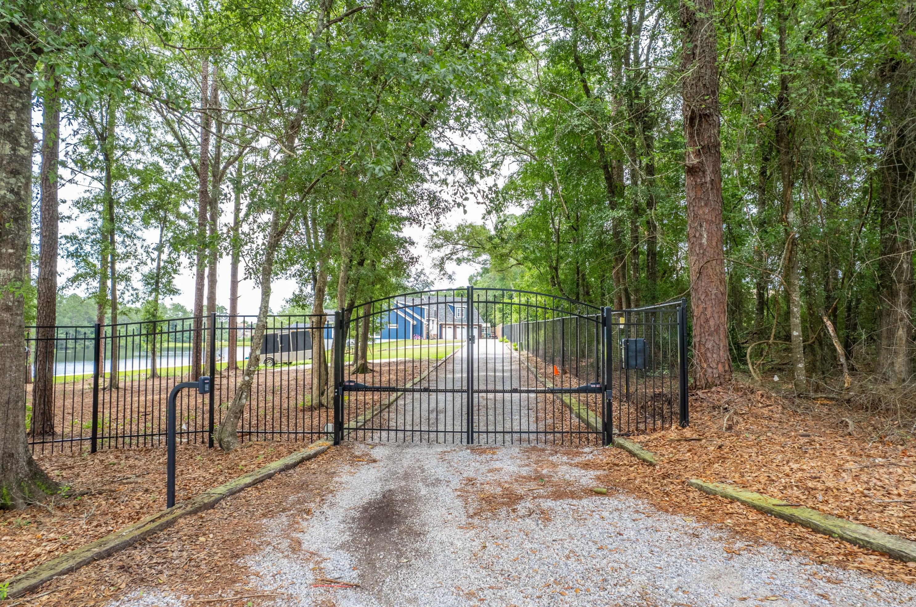 4621 Meadow Lake Dr, Crestview, FL 32539-5785