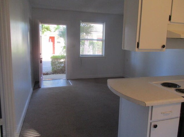 551 E Miracle Strip Pkwy Apt 6, Mary Esther, FL 32569