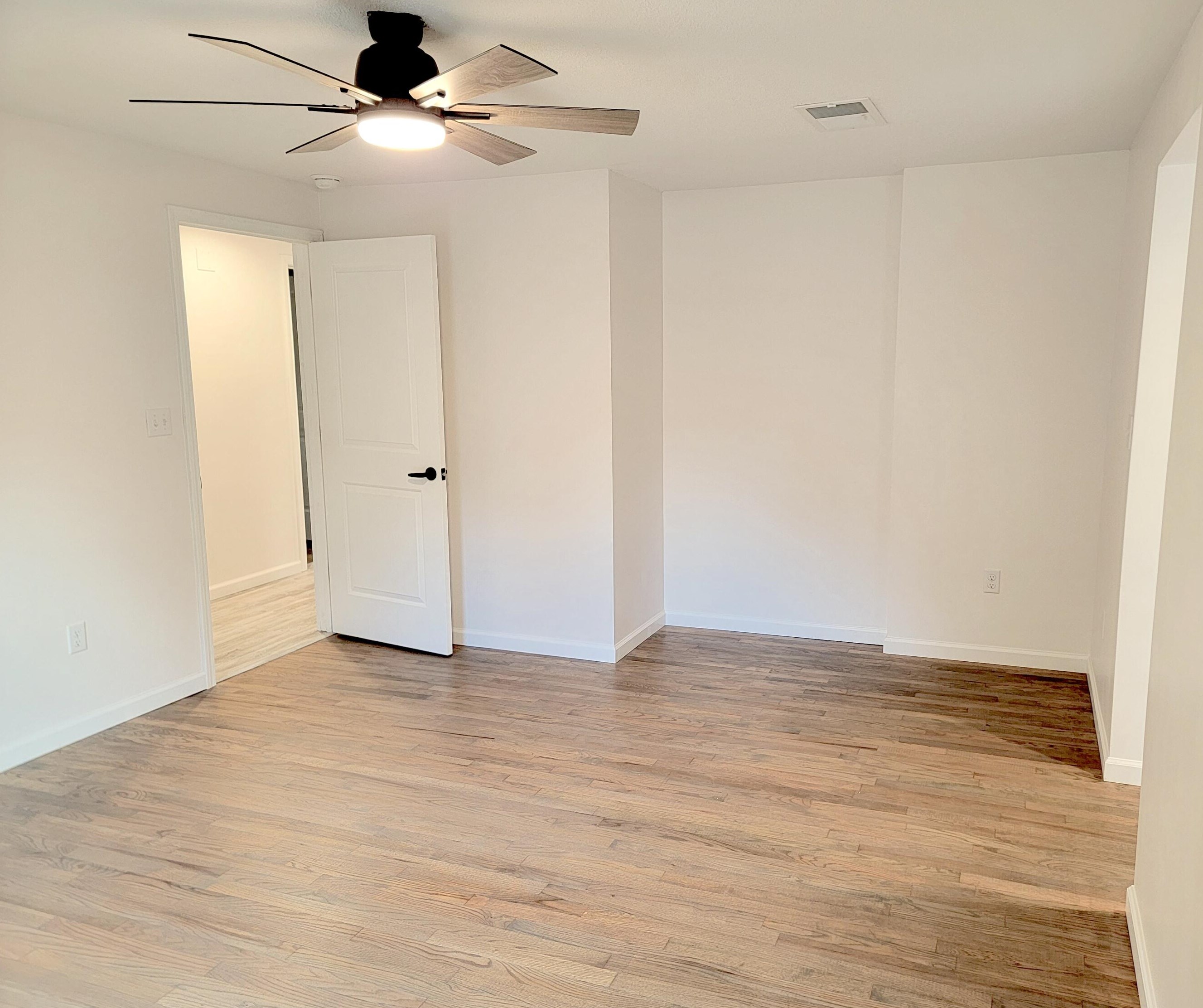 559 Robinson Ave, Crestview FL  32539-4623 exterior