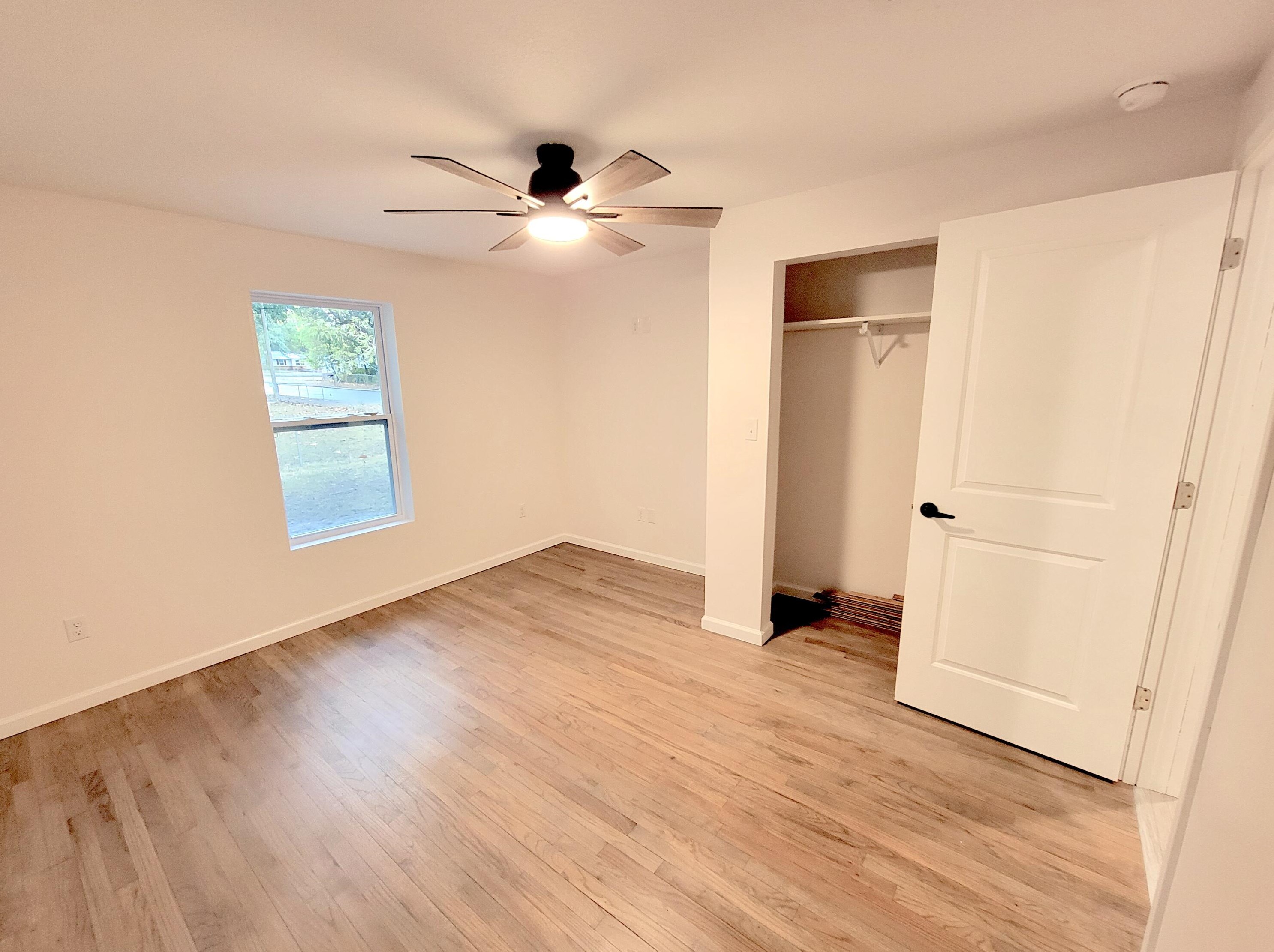 559 Robinson Ave, Crestview FL  32539-4623 exterior