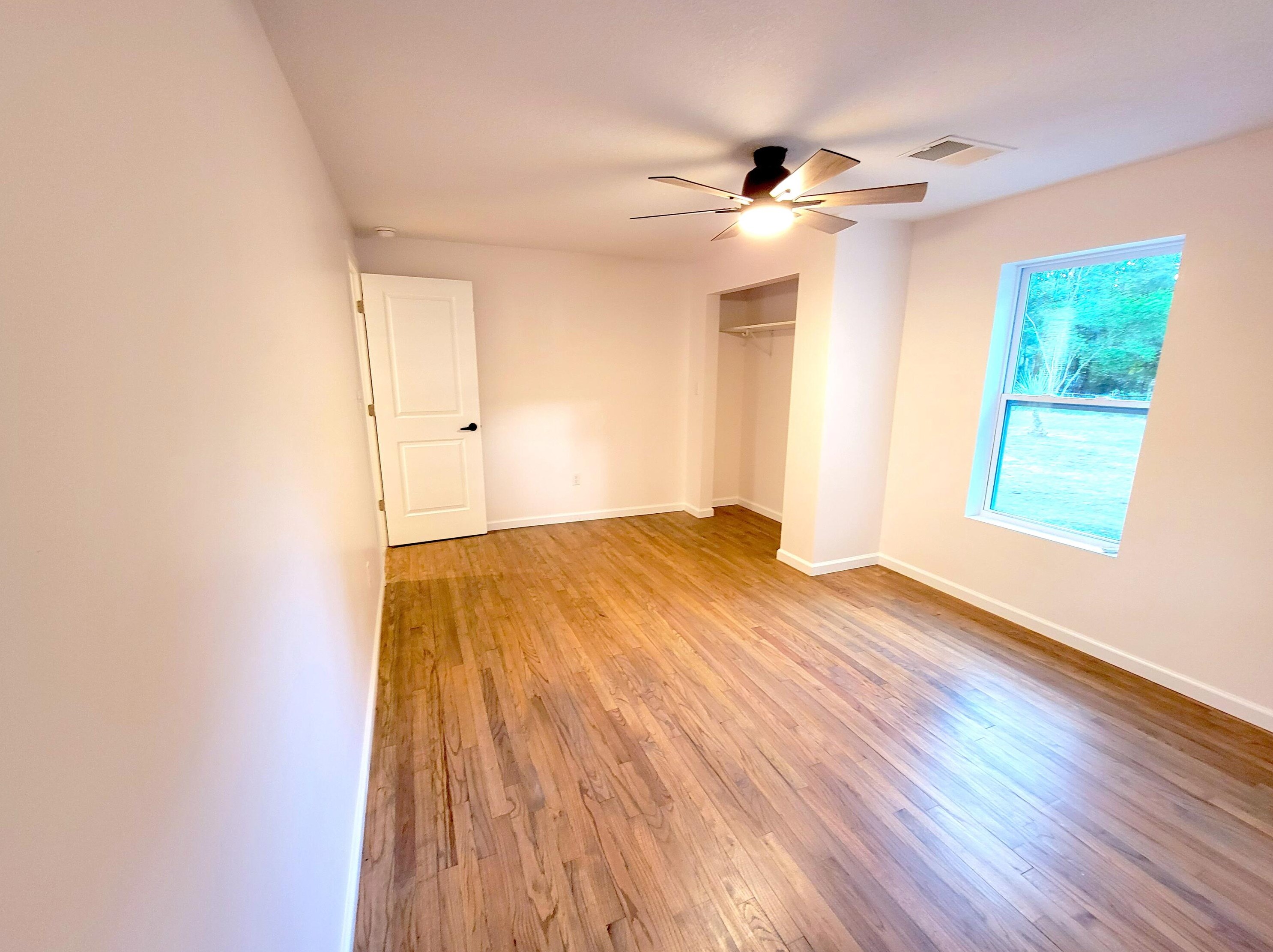 559 Robinson Ave, Crestview FL  32539-4623 exterior