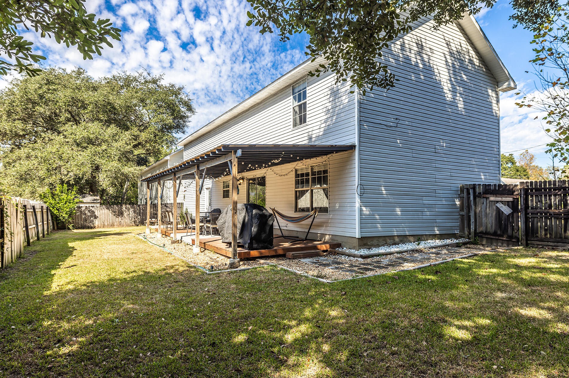 511 Hillview Cir, Crestview, FL 32536-9264