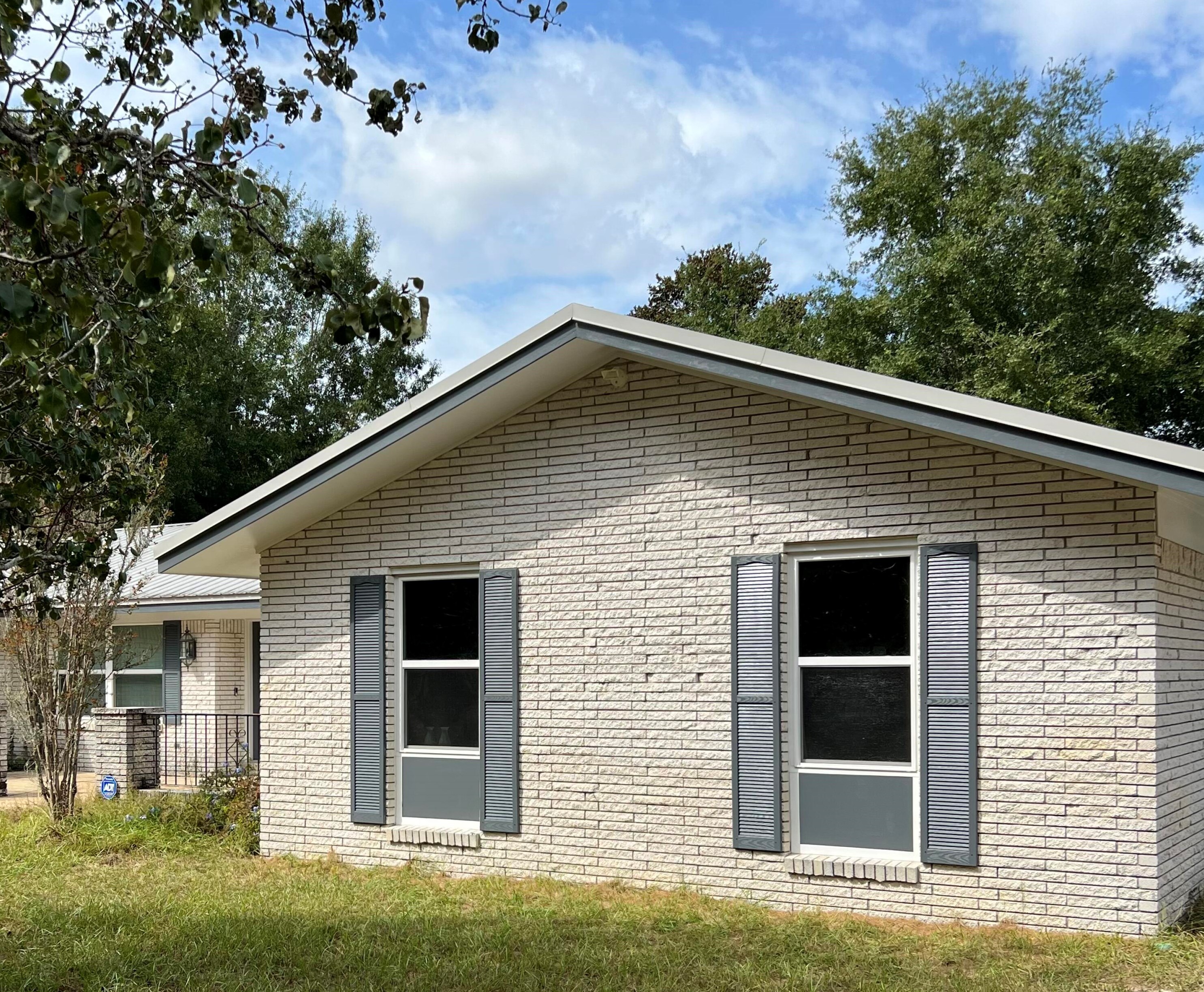 45 Poplar Ave, Shalimar, FL 32579