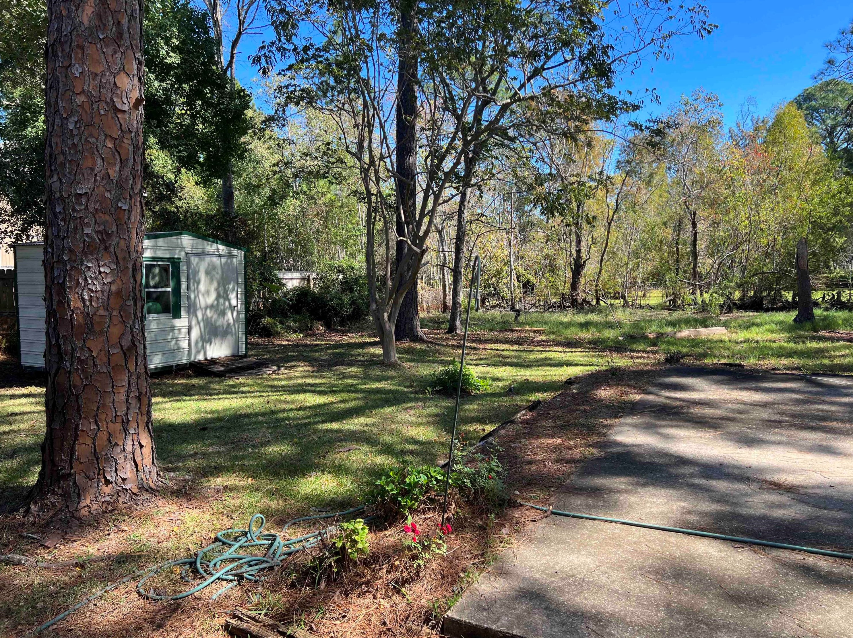 1011 Creel St, Fort Walton Beach, FL 32547-1411