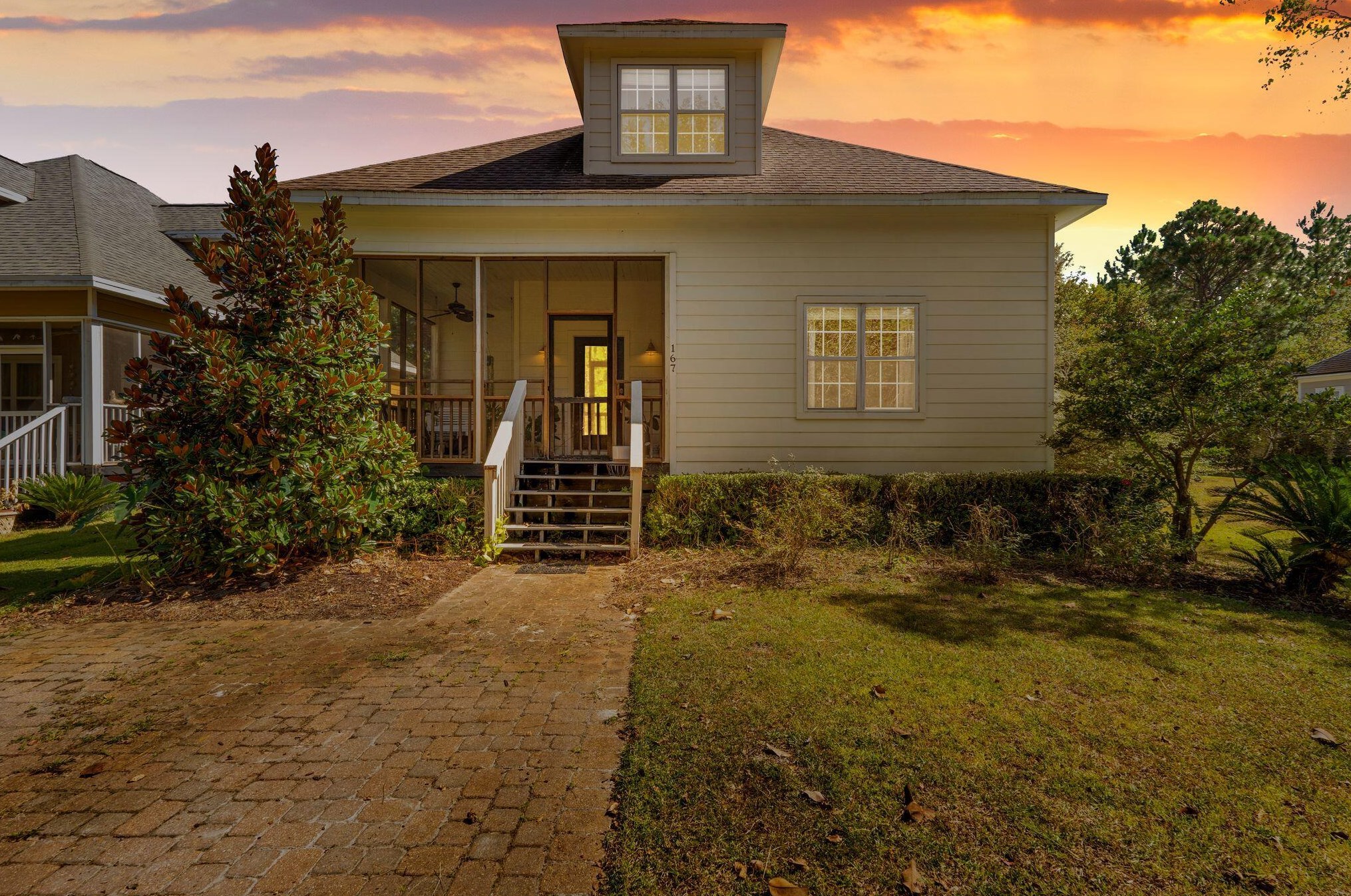 167 7th St, Santa Rosa Beach, FL 32459-3887