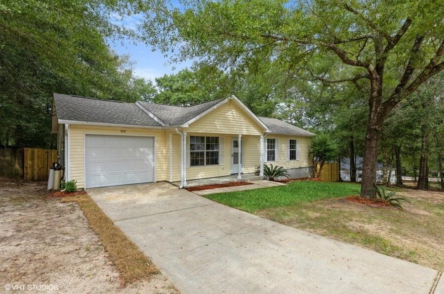 442 Panagra Ln, Crestview, FL 32536-1825