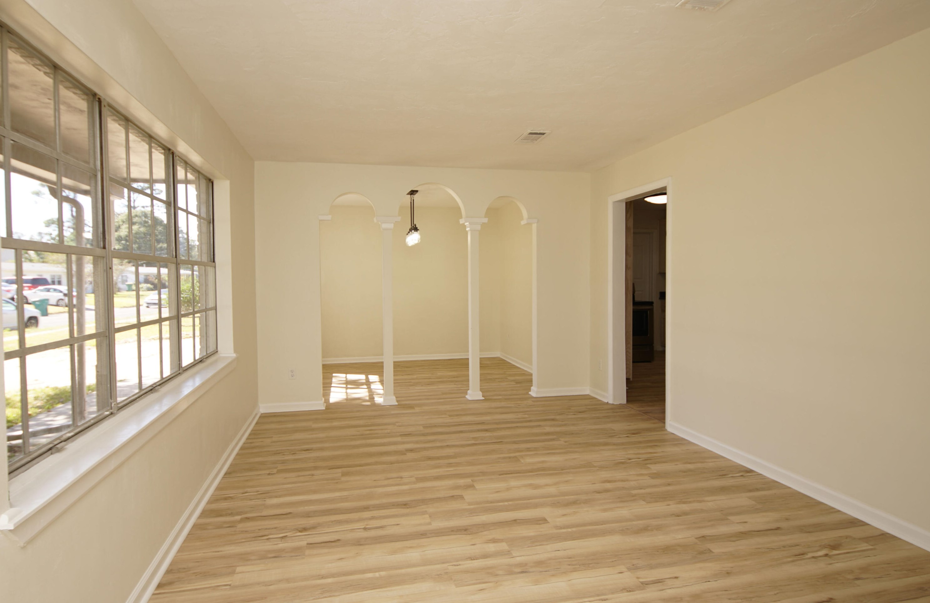 210 Lorraine Dr, Mary Esther FL  32569-1820 exterior