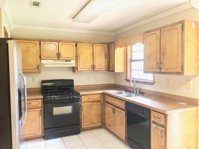 127 Pinoak Ct, Crestview FL  32539-8316 exterior
