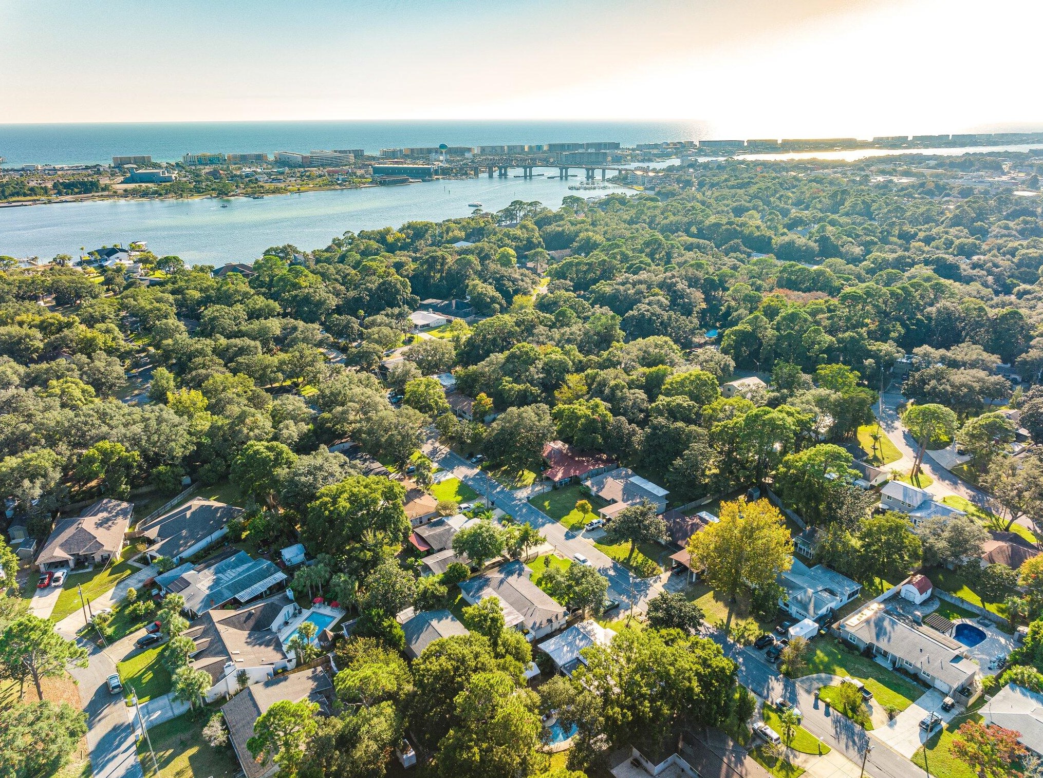 15 Waynel Cir, Fort Walton Beach FL  32548-7247 exterior