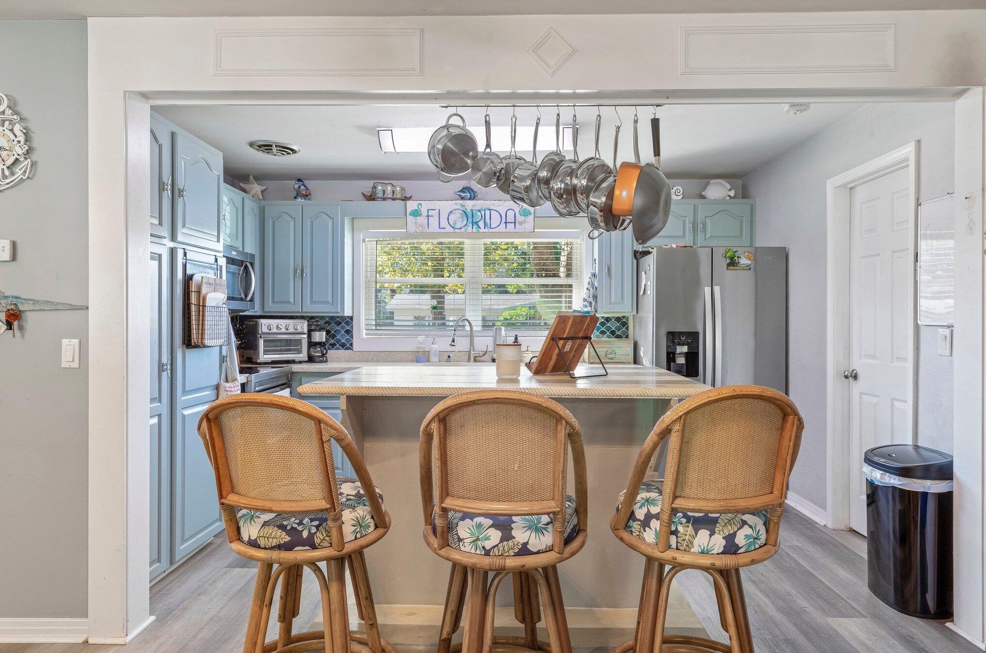 15 Waynel Cir, Fort Walton Beach FL  32548-7247 exterior