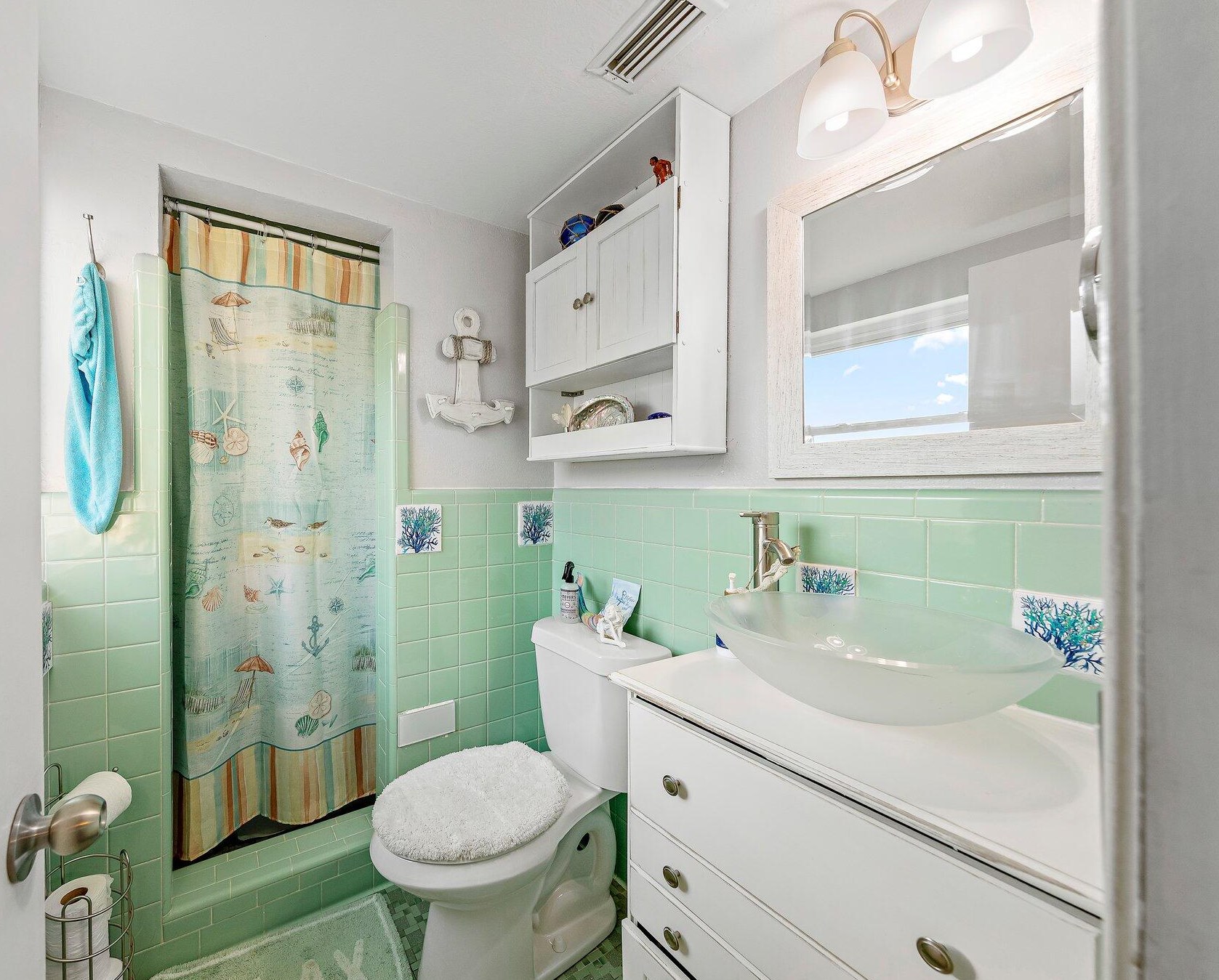 15 Waynel Cir, Fort Walton Beach FL  32548-7247 exterior