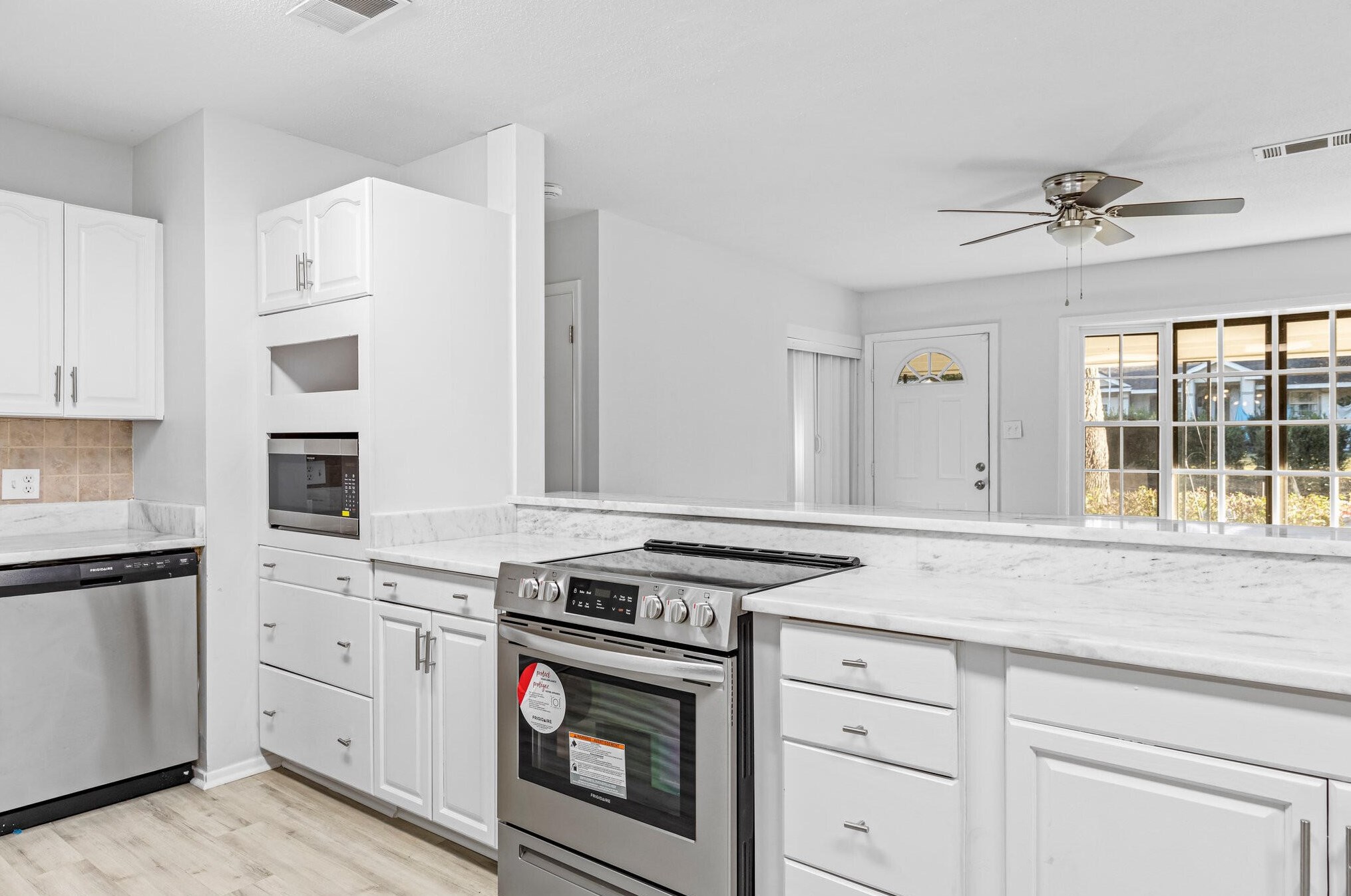 203 22nd St, Niceville, FL 32578-3137