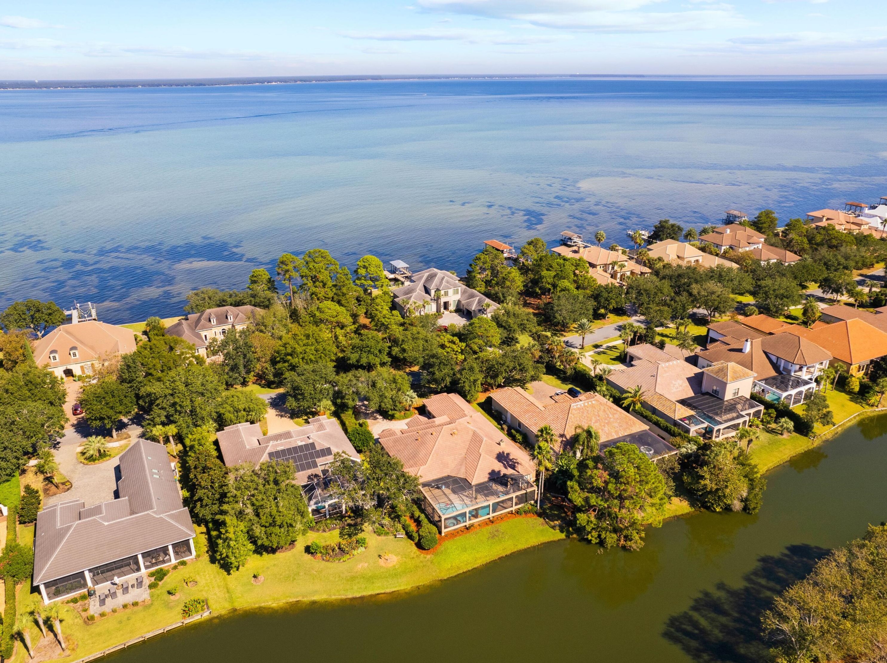 465 Captains Cir, Destin FL  32541-5307 exterior