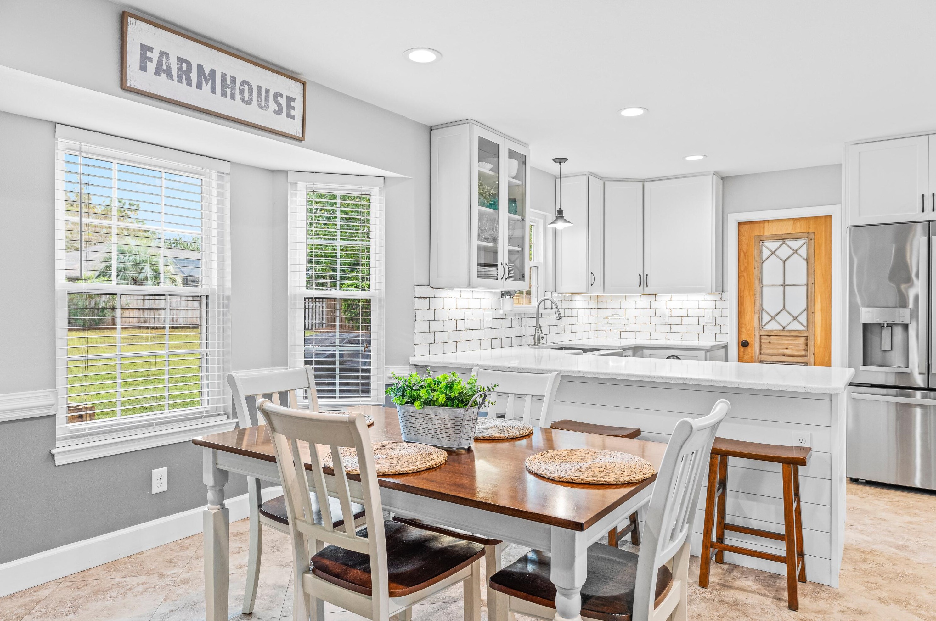 325 Ruckel Dr, Niceville, FL 32578