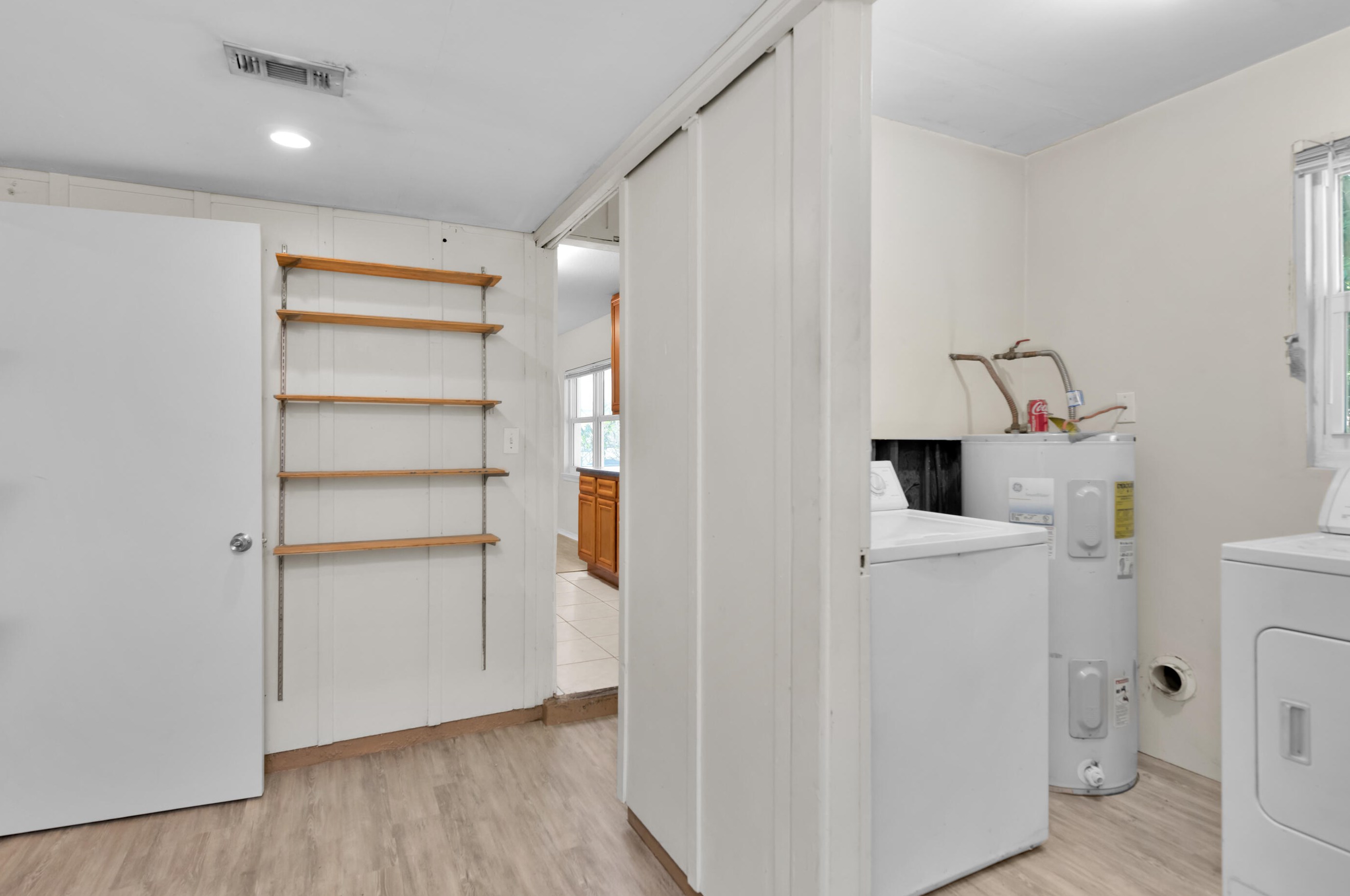 36 Memorial Pkwy, Fort Walton Beach FL  32548-4649 exterior