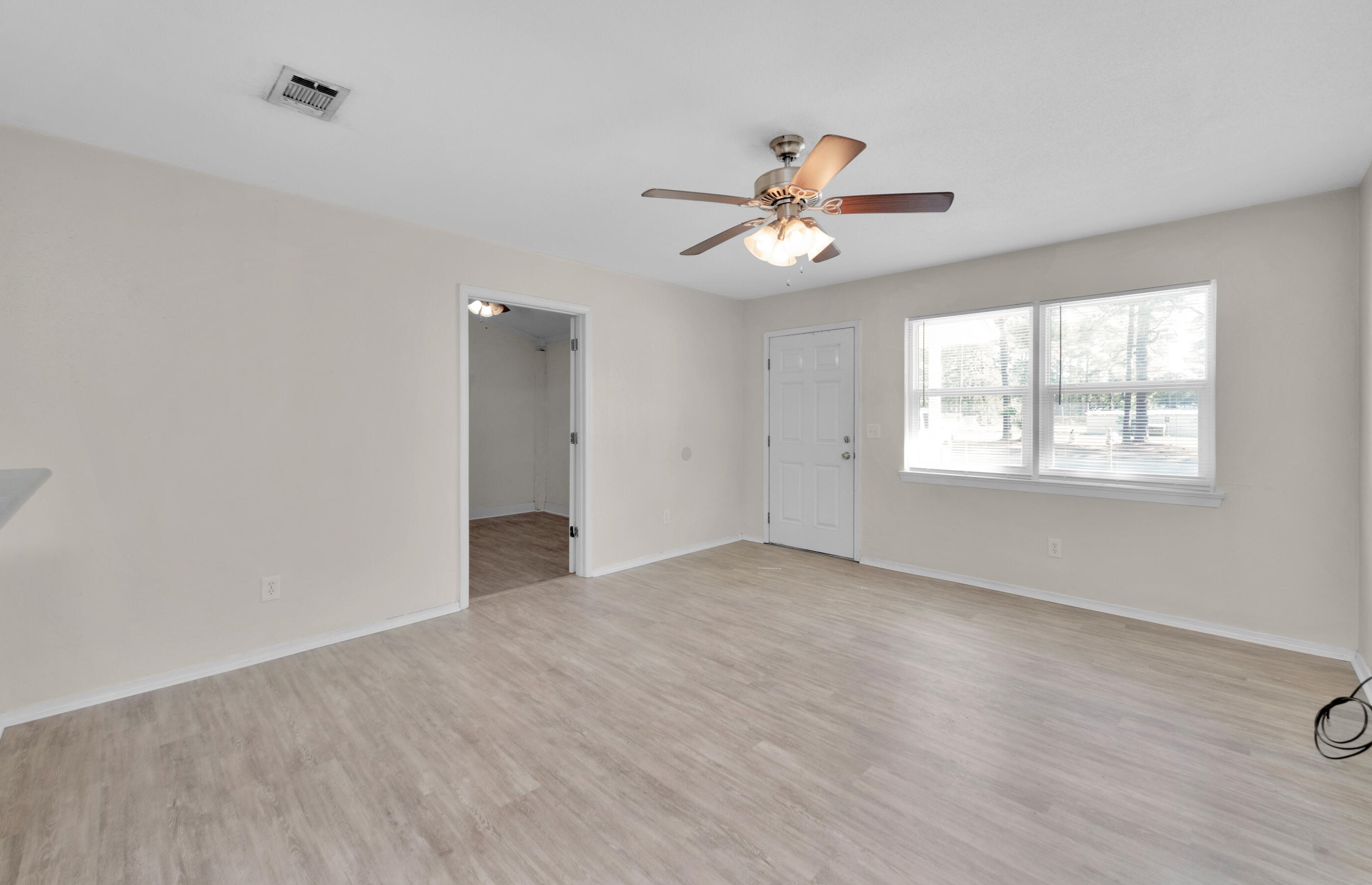 36 Memorial Pkwy, Fort Walton Beach FL  32548-4649 exterior