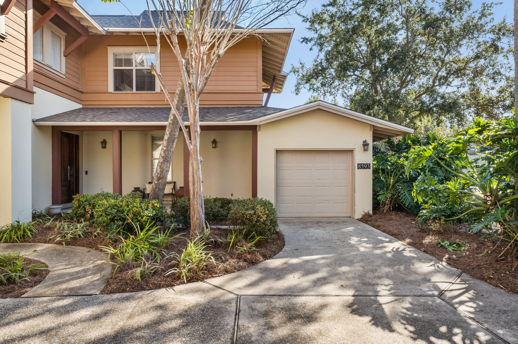 8593 Magnolia Bay Ln, Destin, FL 32550-7883