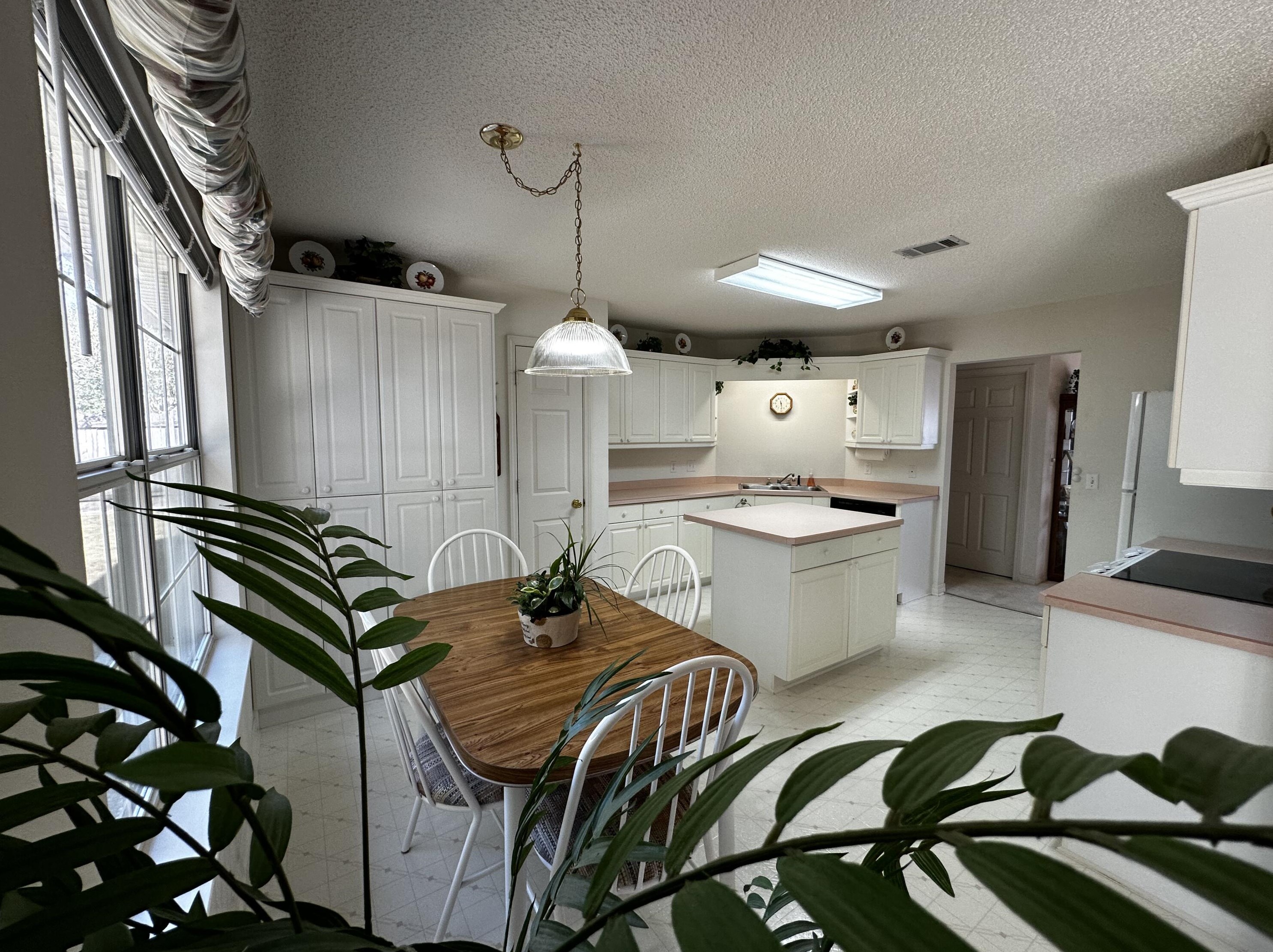 1239 Ego Dr, Crestview, FL 32536-4273