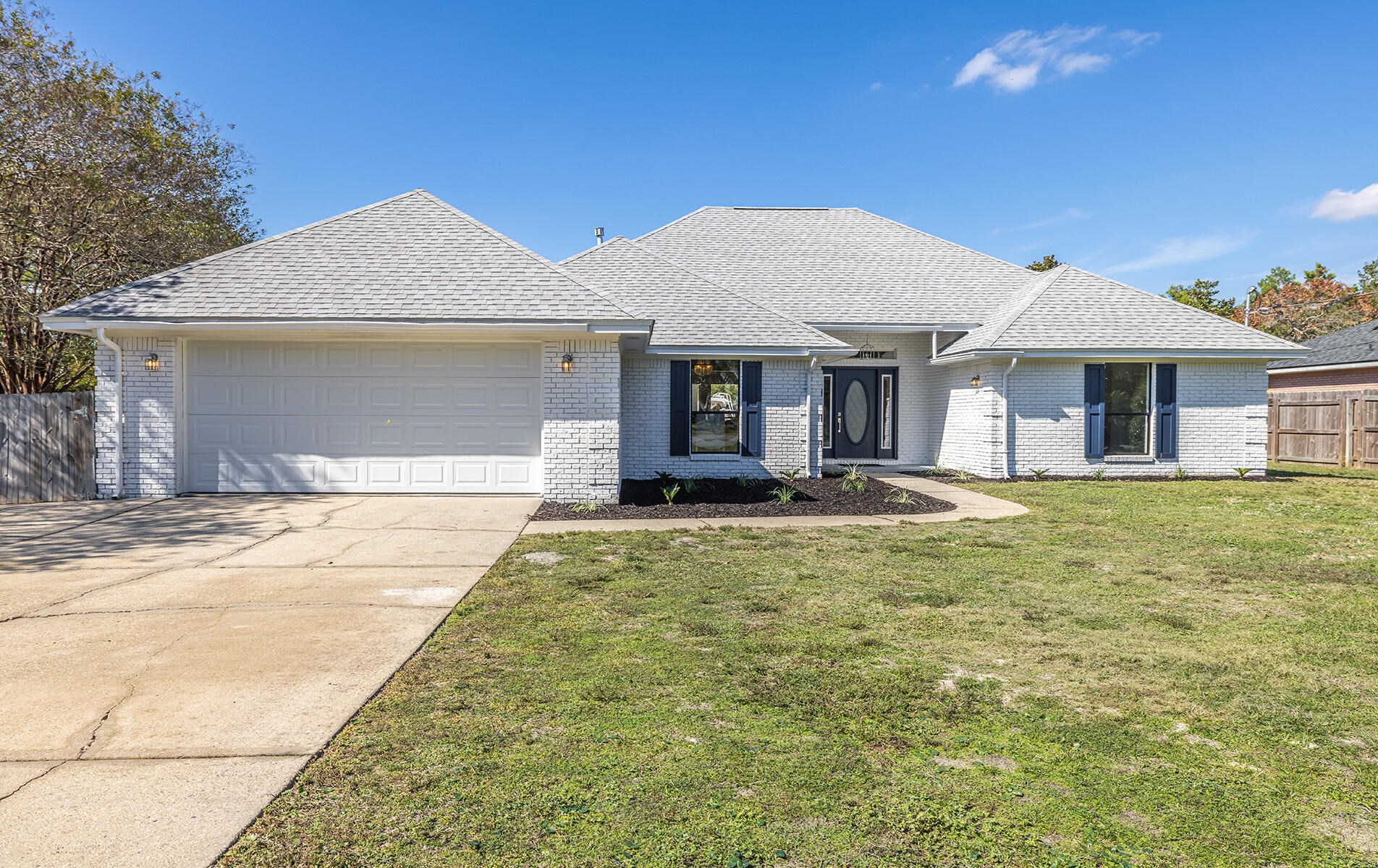 210 Wynnehaven Beach Rd, Mary Esther, FL 32569-2748