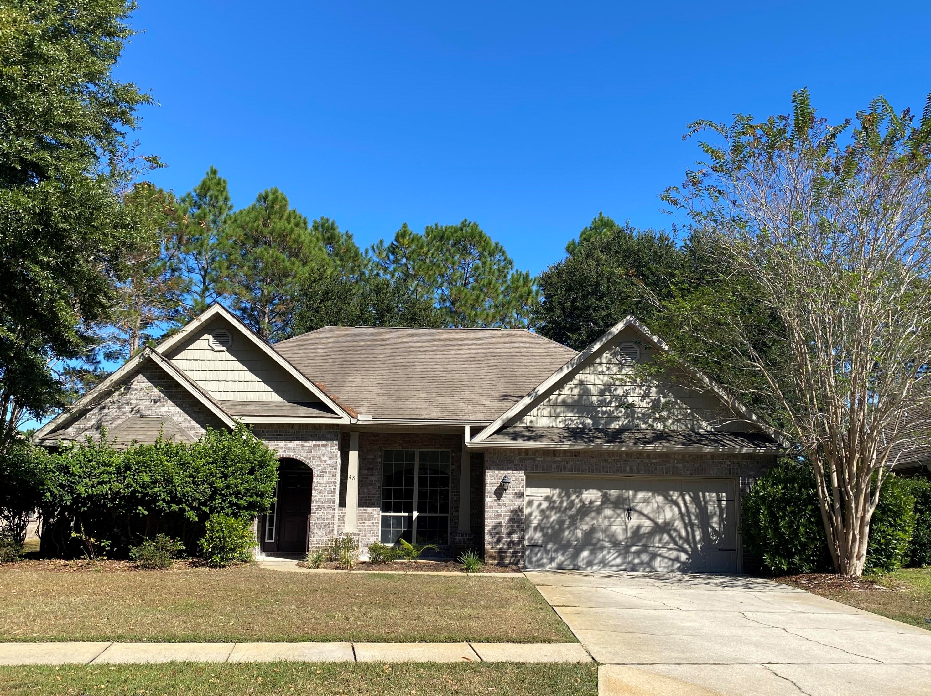 48 Mozart Ln, Freeport, FL 32439