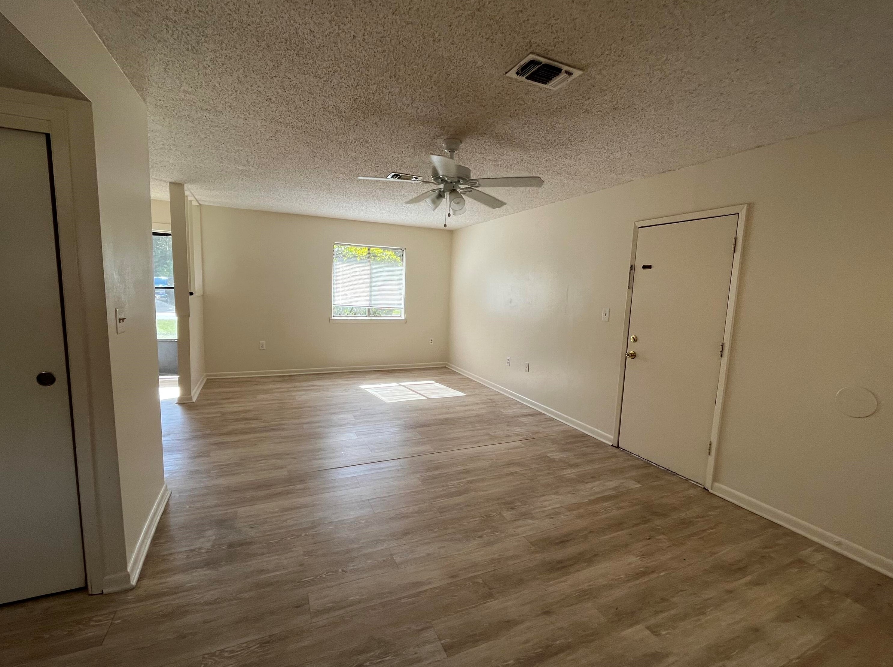 841 Meadow Ln, Fort Walton Beach, FL 32547
