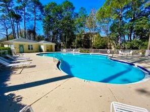 200 Sandestin Ln Apt 605, Destin, FL 32550
