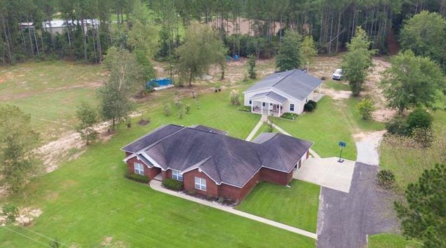 2783 Segrest Rd, Milton, FL 32571