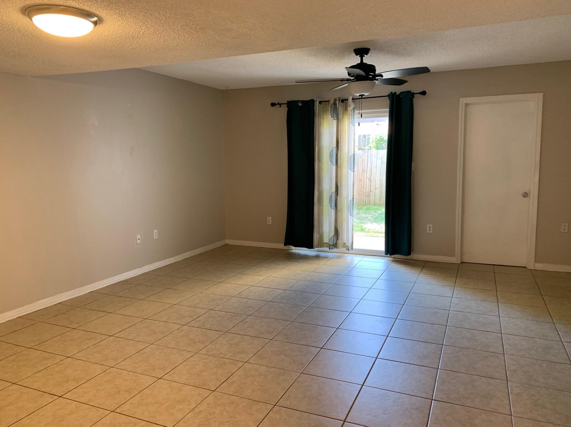 203 Sharon Ct, Mary Esther, FL 32569