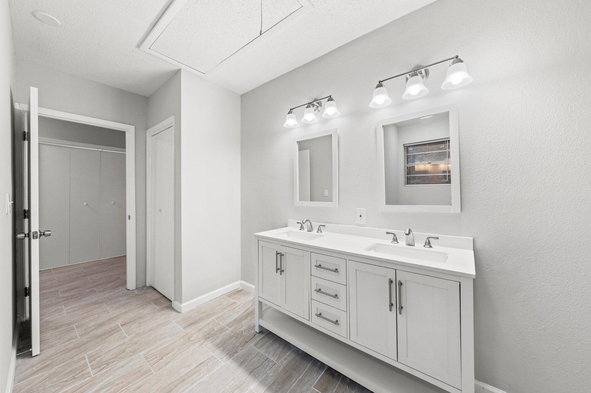 100 Graham Ct, Fort Walton Beach FL  32548-6411 exterior