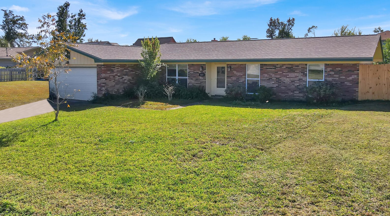 327 34th Pl, Panama City, FL 32405-3306