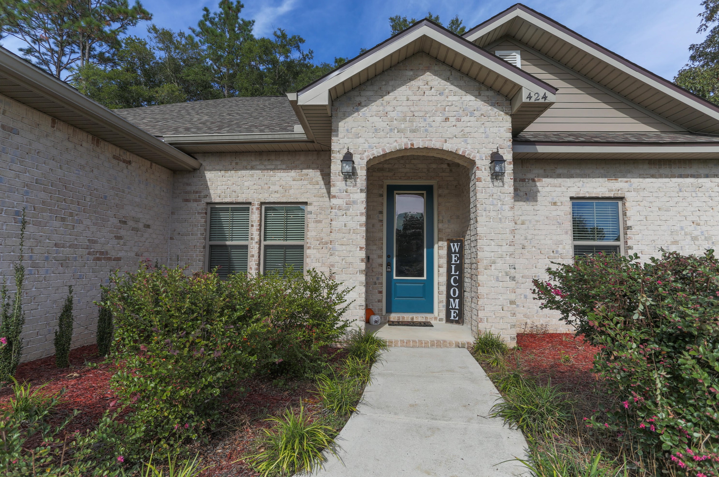 424 Shoal River Dr, Crestview FL  32539-8372 exterior
