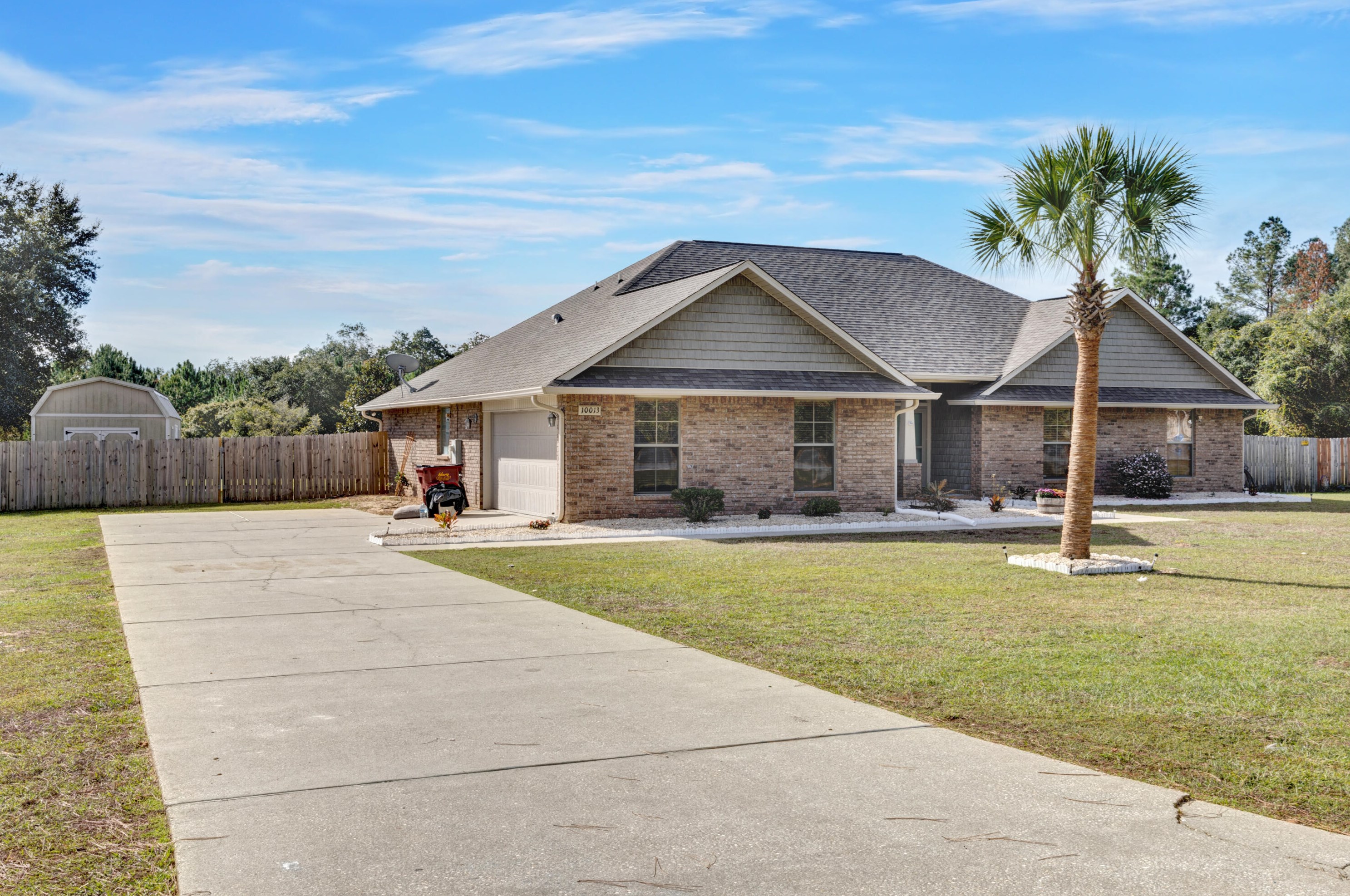 10013 Nichols Lake Rd, Milton, FL 32583
