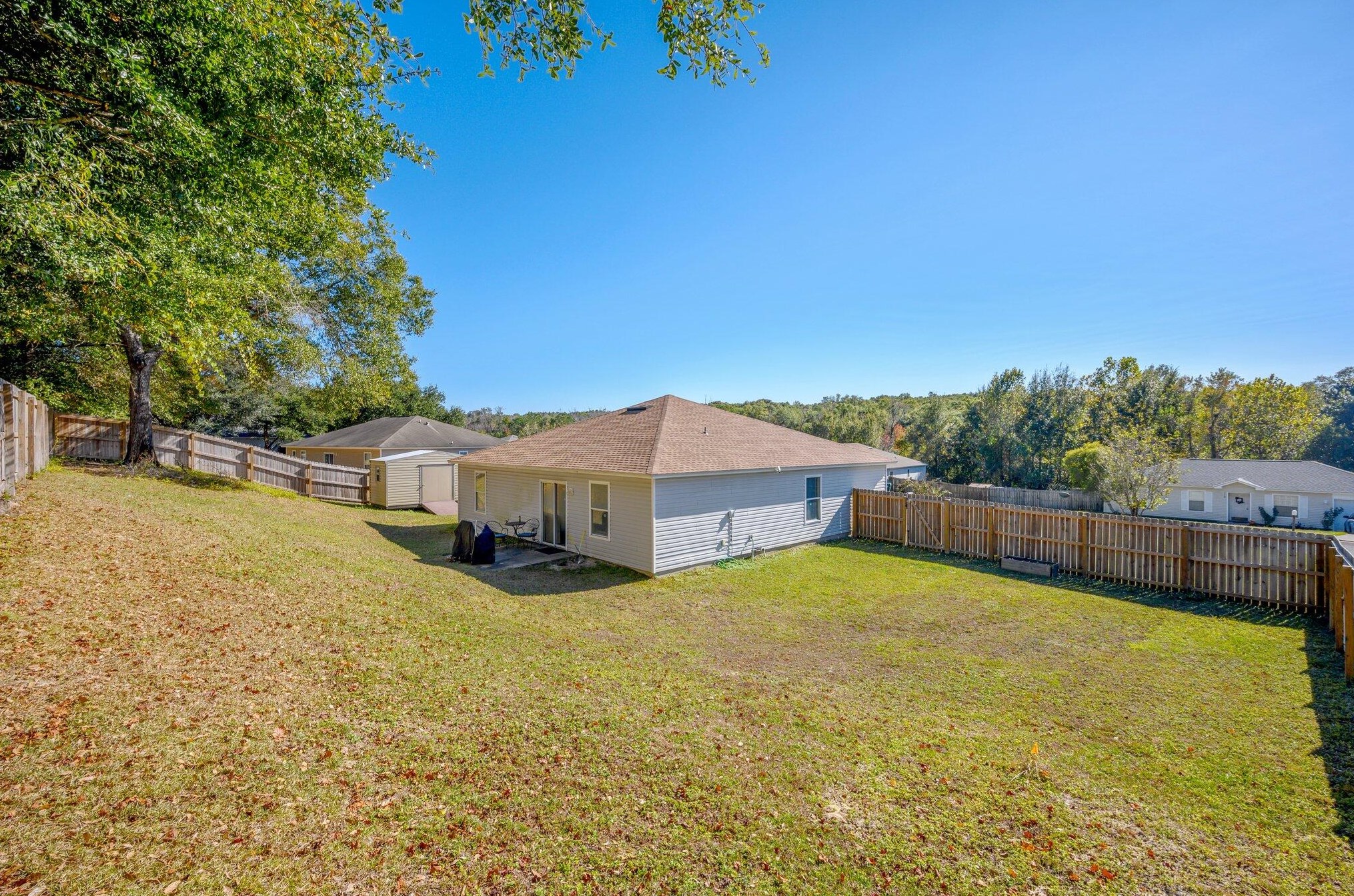193 Cabana Way, Crestview FL  32536-3303 exterior