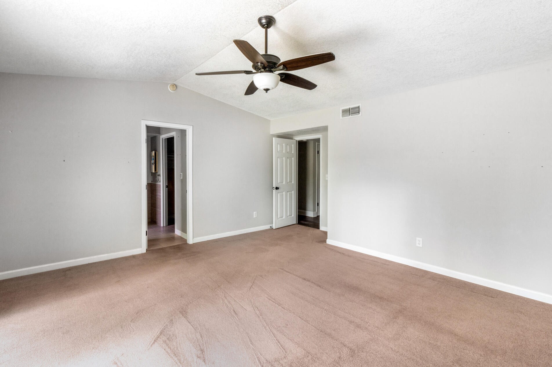 917 Lido Cir, Niceville FL  32578-4404 exterior