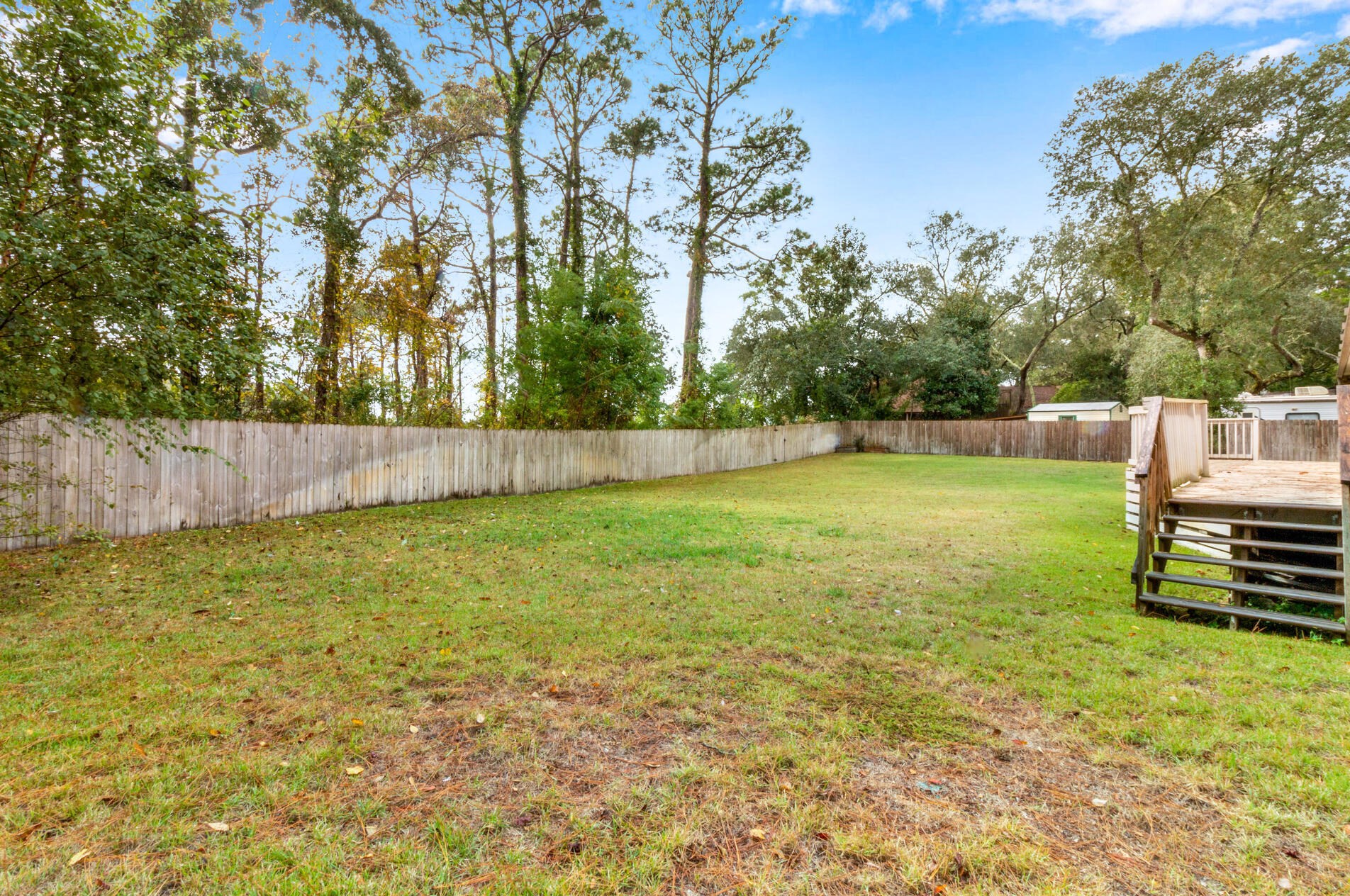 917 Lido Cir, Niceville FL  32578-4404 exterior