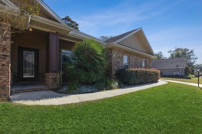 5991 Claybourne Cv, Crestview, FL 32536-6300
