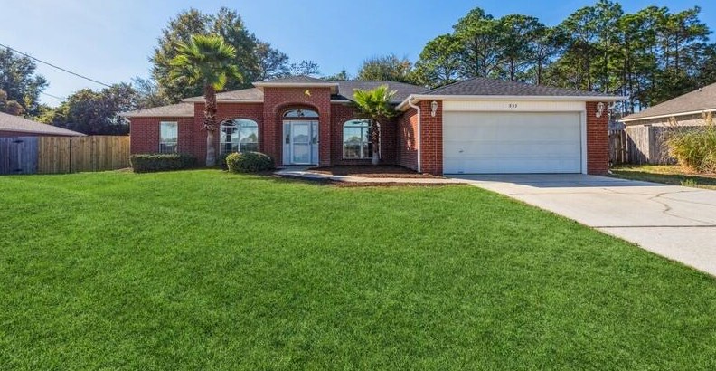 227 Trish Dr, Crestview, FL 32536