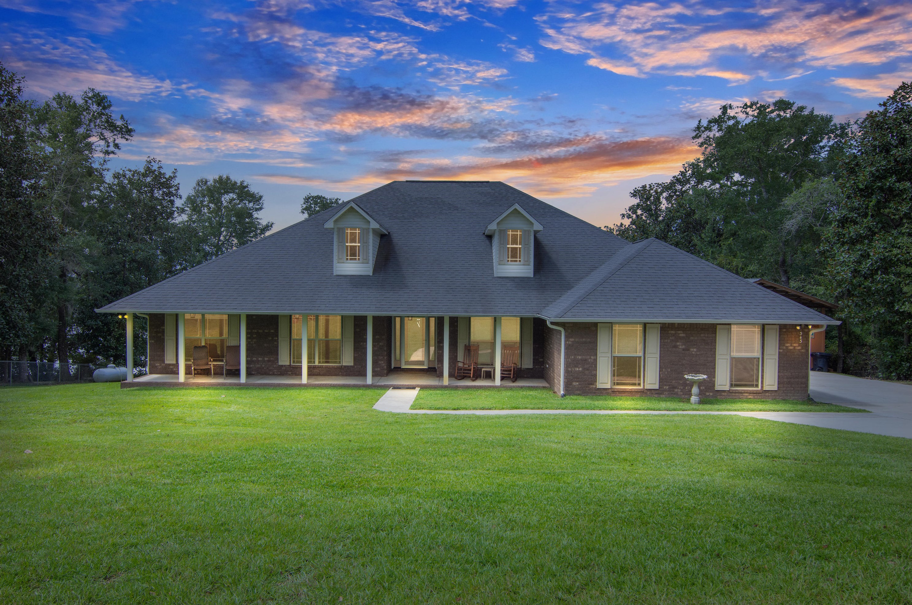 343 Lake Holley Circle, Defuniak Springs, FL 32433