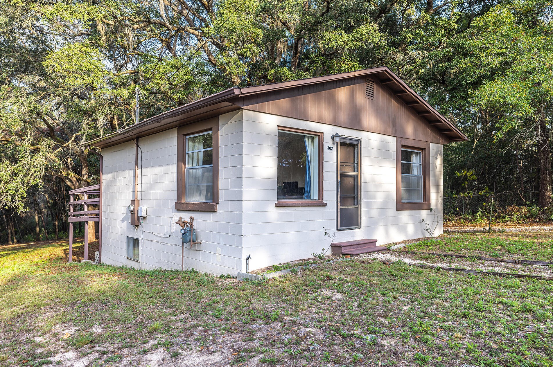 302 Kelly Rd, Niceville, FL 32578-1828