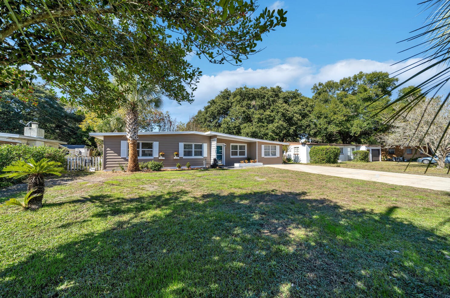 32 Laurie Dr, Fort Walton Beach, FL 32548-5150