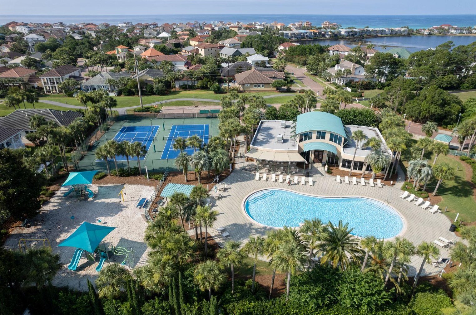 4756 Bonaire Cay, Destin FL 32541-4797 exterior