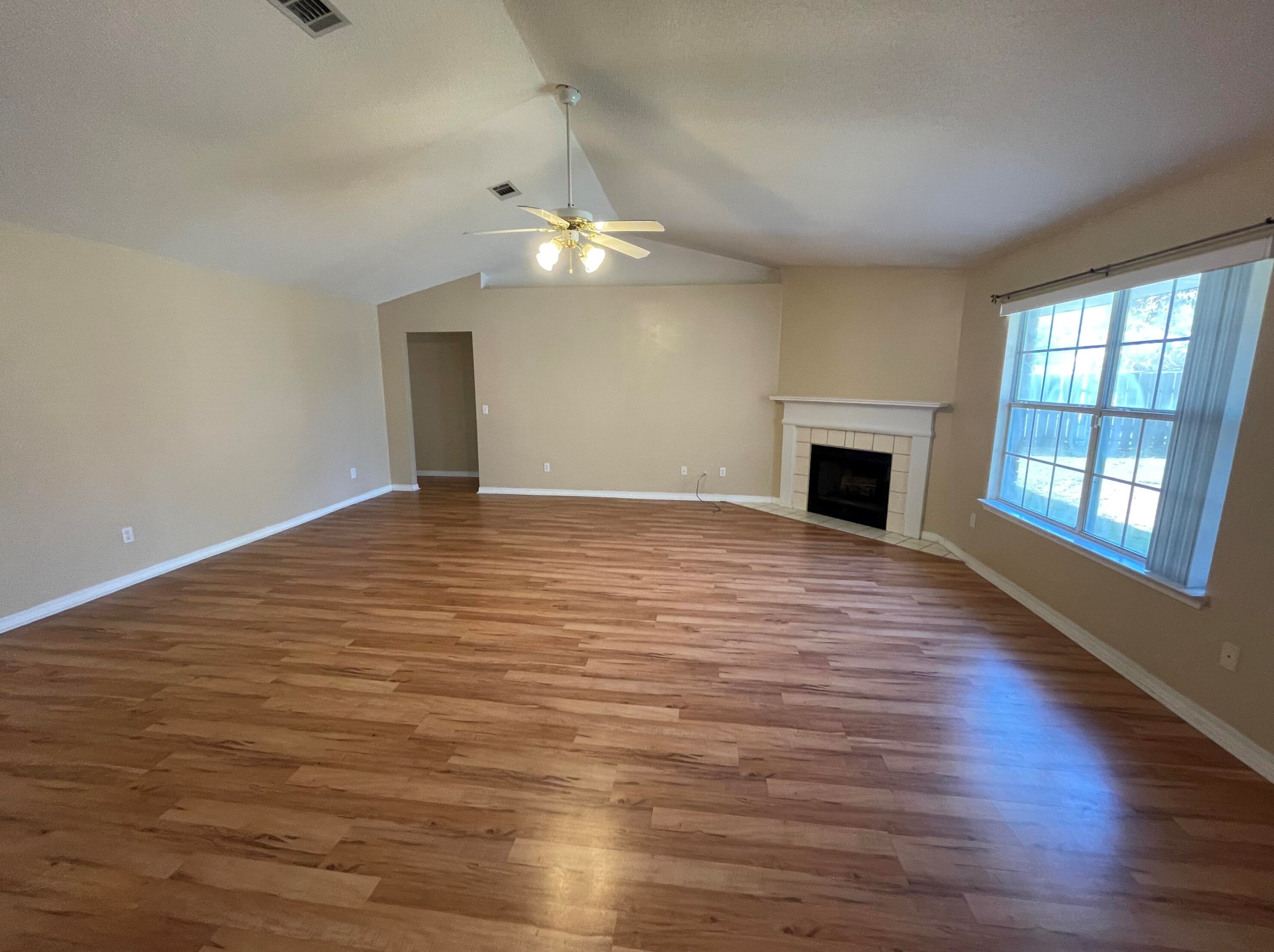 226 Secretariat Dr, Crestview FL  32539-6093 exterior