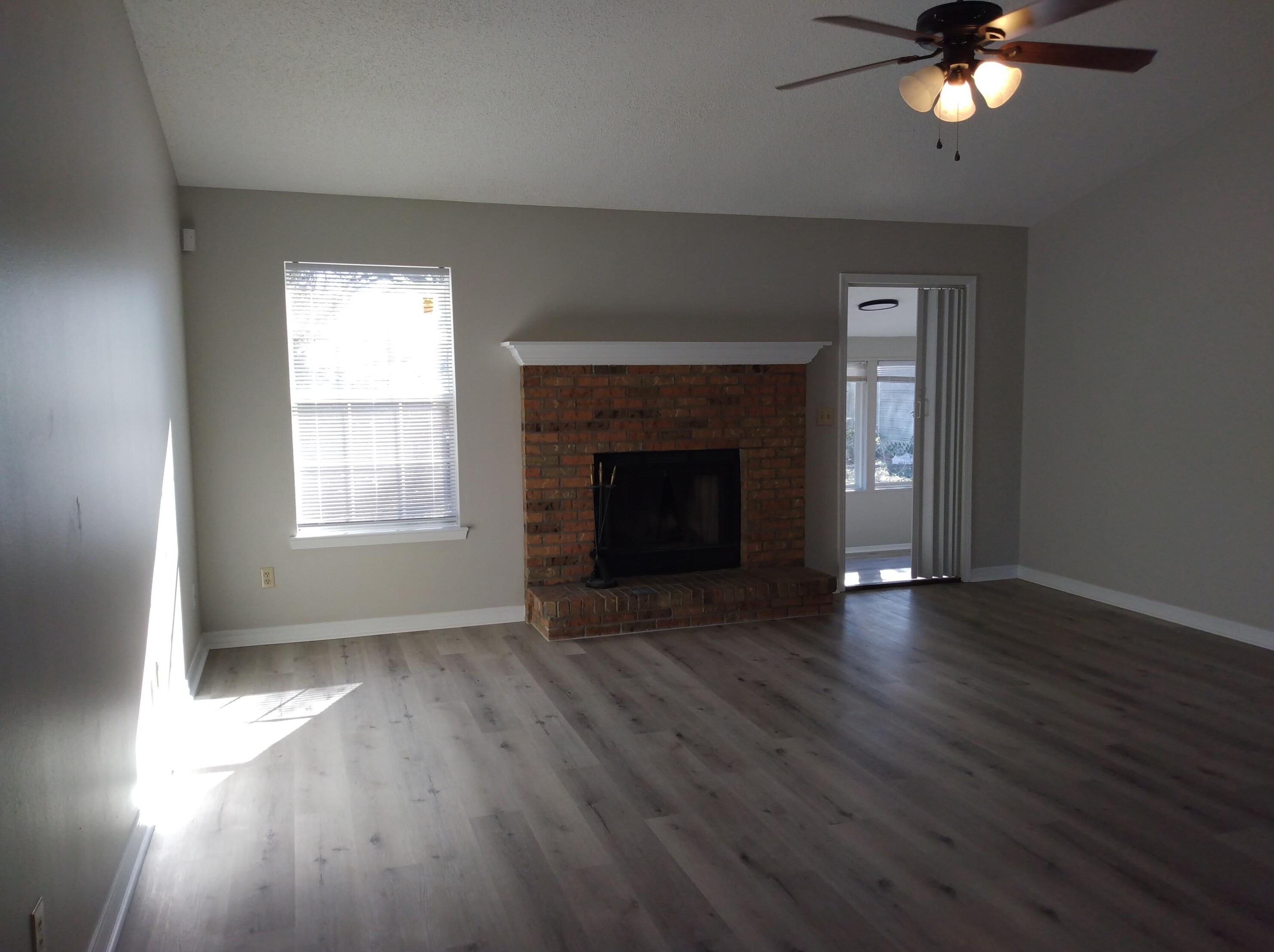 207 Westview Dr, Crestview FL  32536-9254 exterior