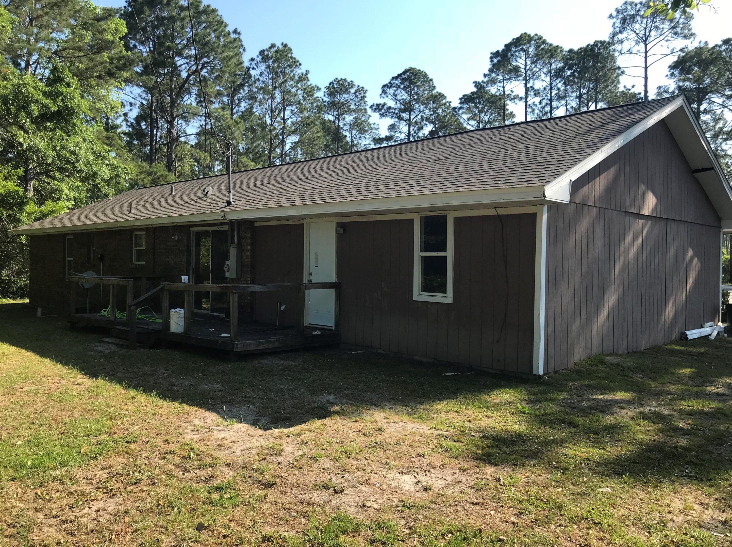 138 Old Jolly Bay Rd, Freeport, FL 32439
