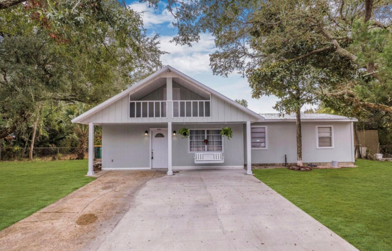 401 Marlowe Dr, Fort Walton Beach FL  32547-2656 exterior