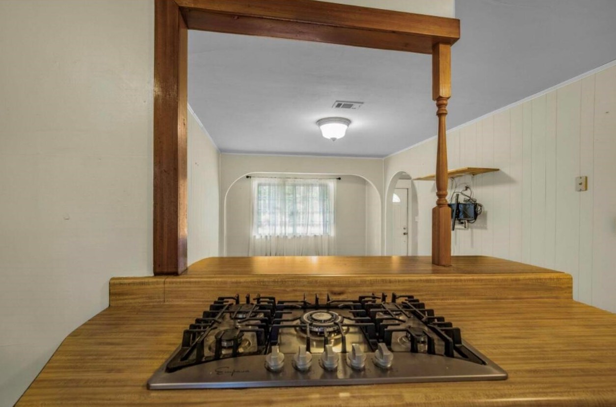 401 Marlowe Dr, Fort Walton Beach FL  32547-2656 exterior