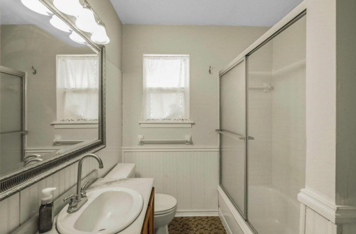 401 Marlowe Dr, Fort Walton Beach FL  32547-2656 exterior