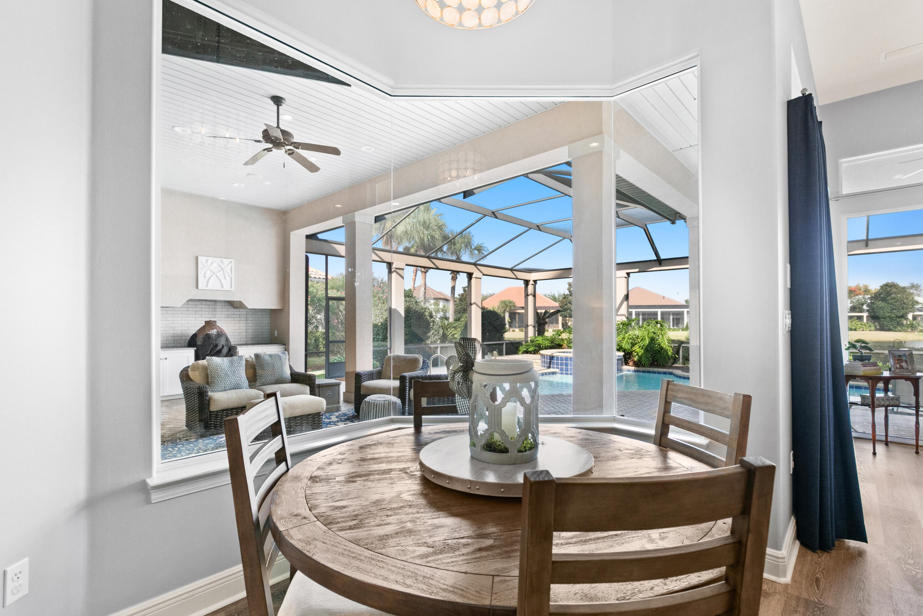 431 Captains Cir, Destin FL  32541-5307 exterior