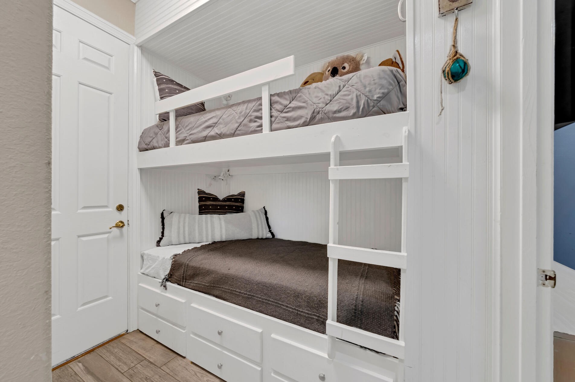 60 Blue Crab Loop, Panama City FL 32413-6154 exterior